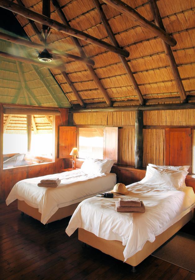 بونغولا Nkwazi Lake Lodge المظهر الخارجي الصورة